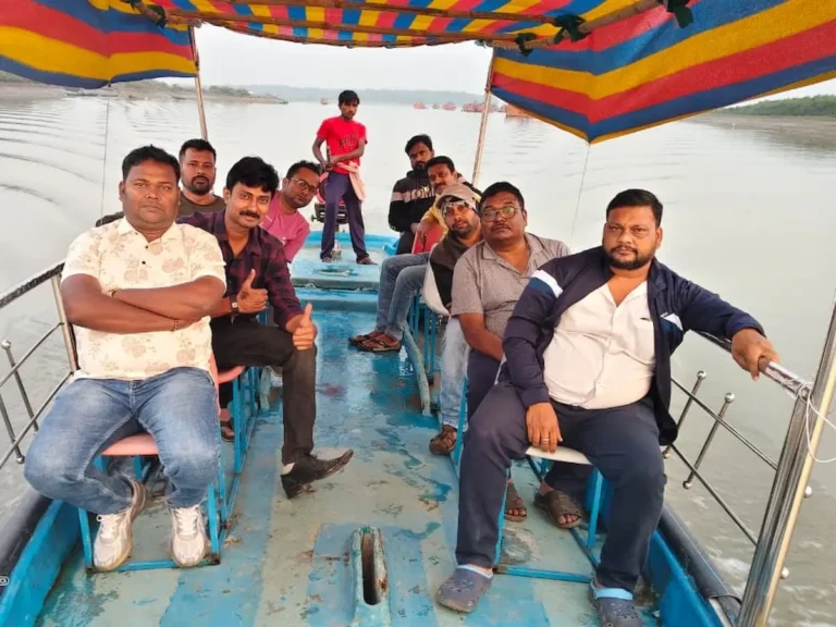 boat_gal3_dos