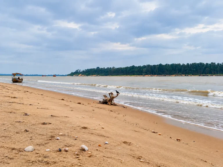 Landscape (tabu) near Dublagadi & Bagda Beach